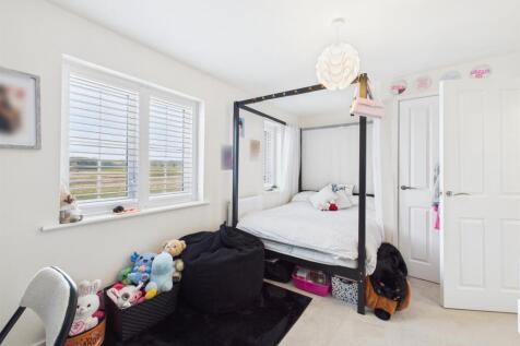 Bedroom: