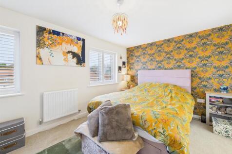 Bedroom: