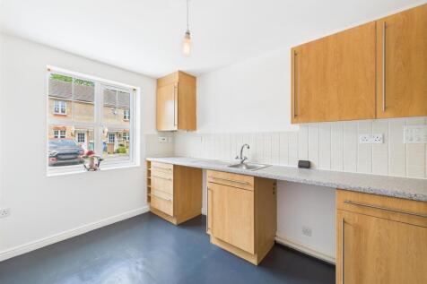 Kitchen: