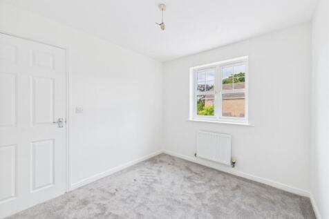 Bedroom: