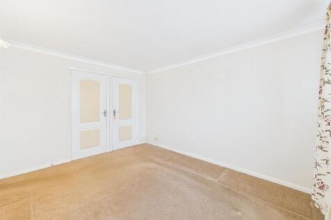 Bedroom: