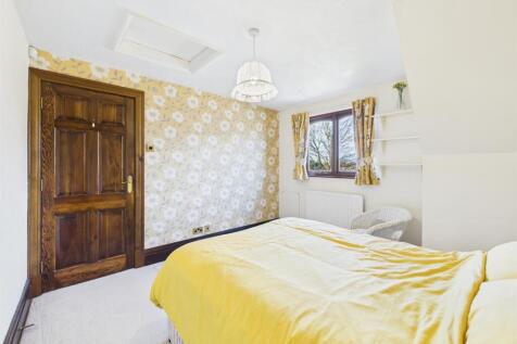 Bedroom: