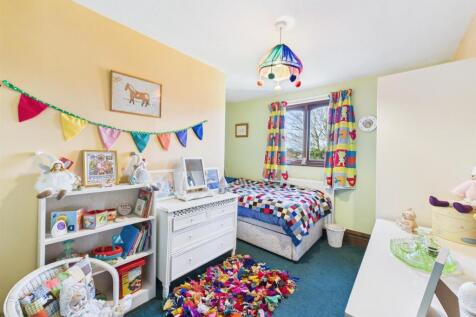 Bedroom: