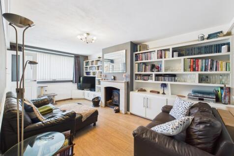 Lounge/diner: