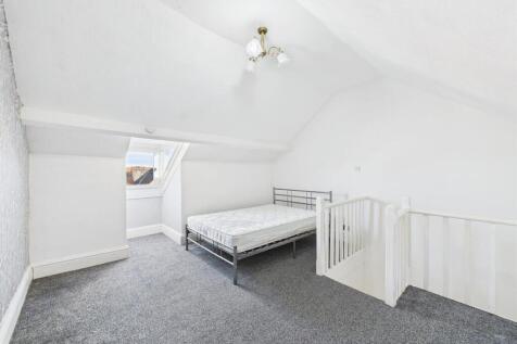 Bedroom: