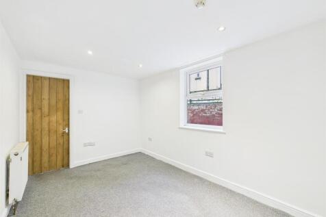 Bedroom: