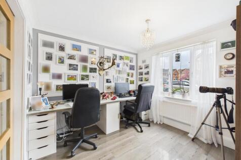Sitting room: