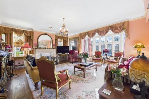 Lounge: