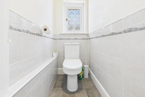 WC: