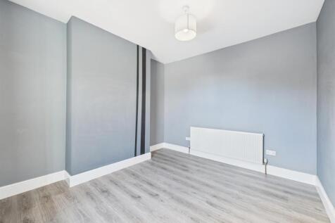 Bedroom:
