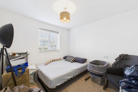 Bedroom:
