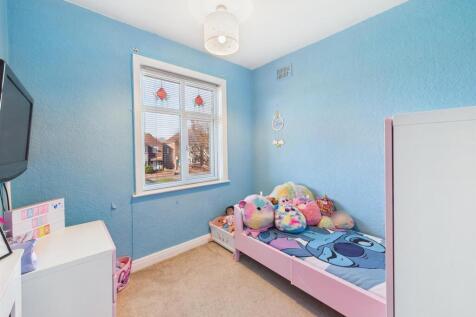 Bedroom: