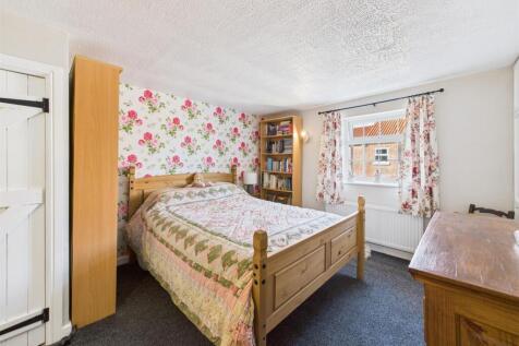 Bedroom: