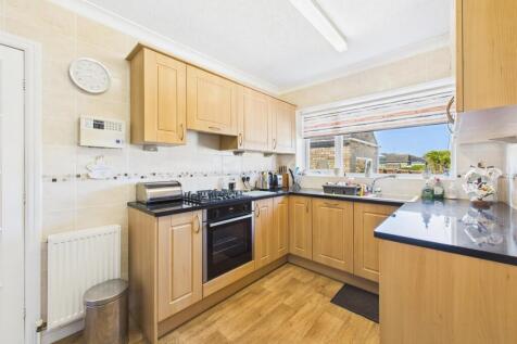 Kitchen: