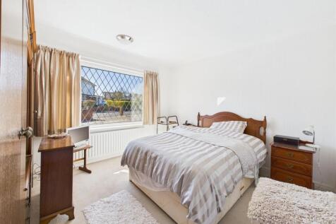 Bedroom: