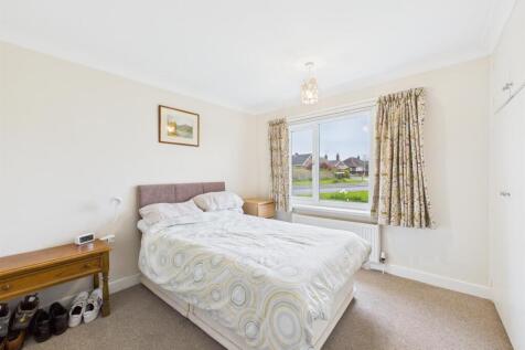 Bedroom: