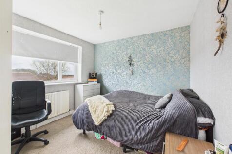 Bedroom: