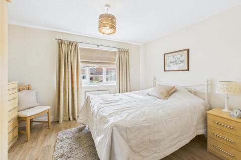 Bedroom:
