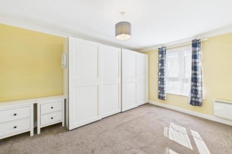 Bedroom: