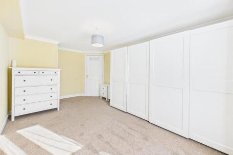 Bedroom: