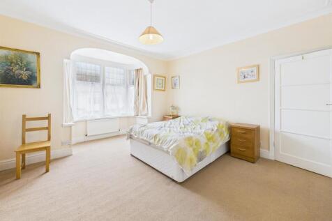 Bedroom: