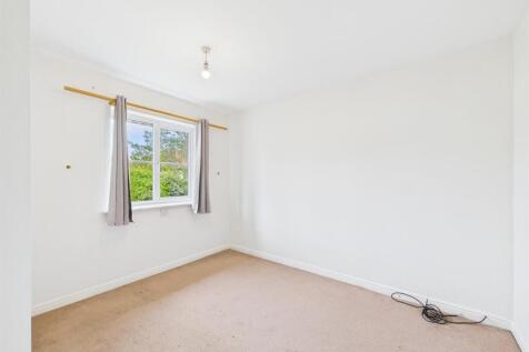 Bedroom: