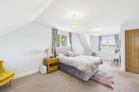 Bedroom:
