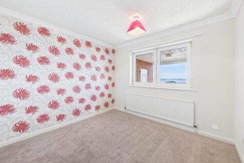 Bedroom: