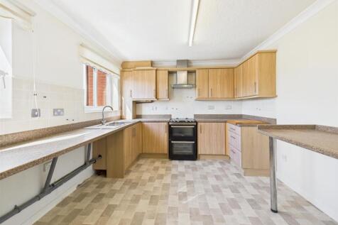 Kitchen: