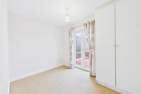 Bedroom: