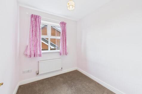 Bedroom: