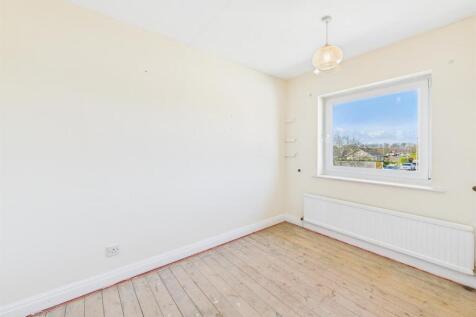 Bedroom: