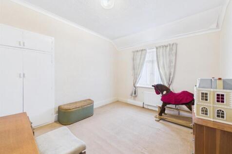 Bedroom: