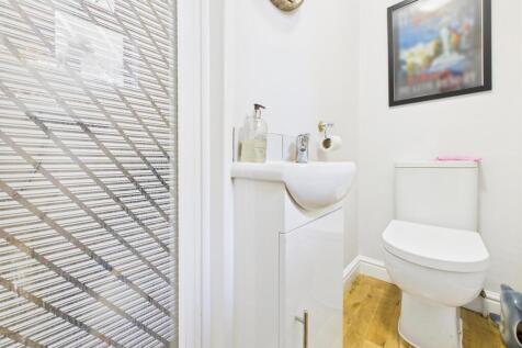 Shower room: