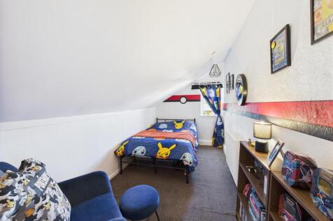 Bedroom: