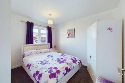 Bedroom: