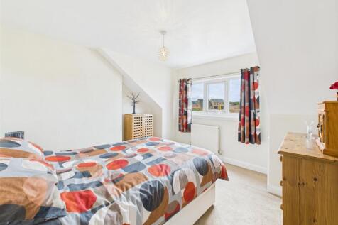 Bedroom: