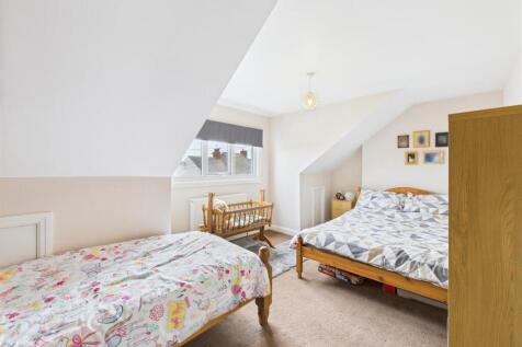 Bedroom: