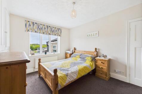 Bedroom: