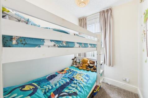 Bedroom:
