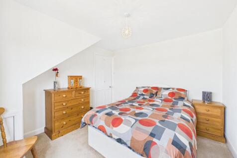 Bedroom: