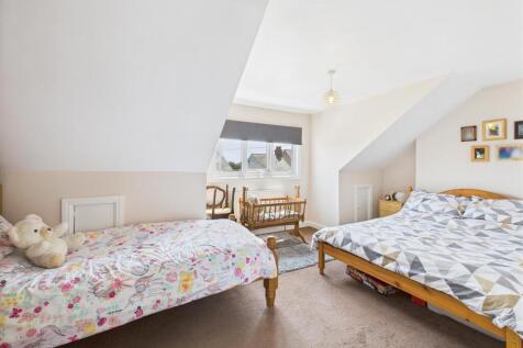 Bedroom: