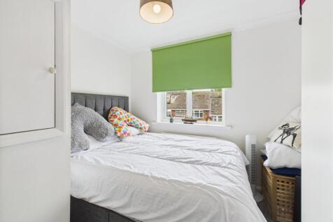 Bedroom: