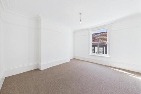 Bedroom: