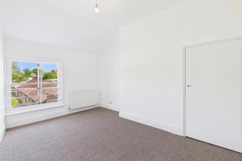 Bedroom: