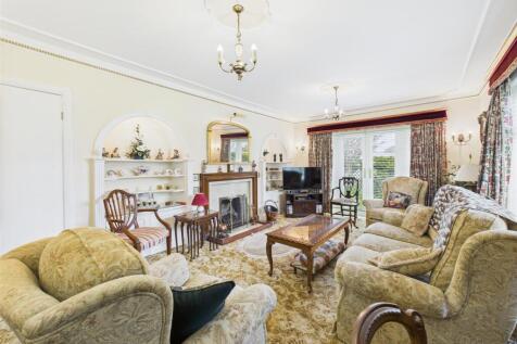 Lounge:
