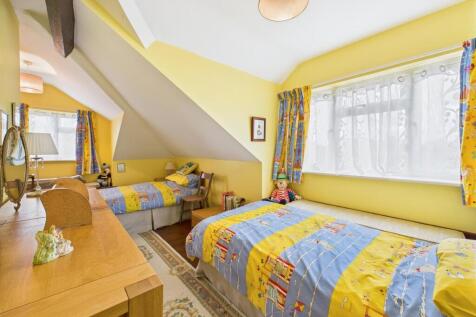 Bedroom: