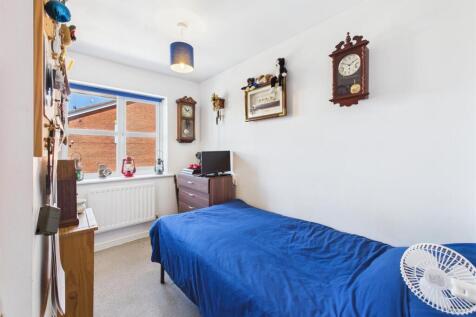 Bedroom: