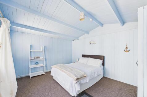 Garden lodge: