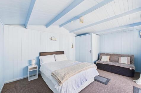 Garden lodge: